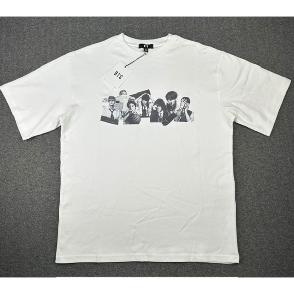 BTS Official White Graphic T-Shirt Group Photo Print Hybe BigHit Music Size M